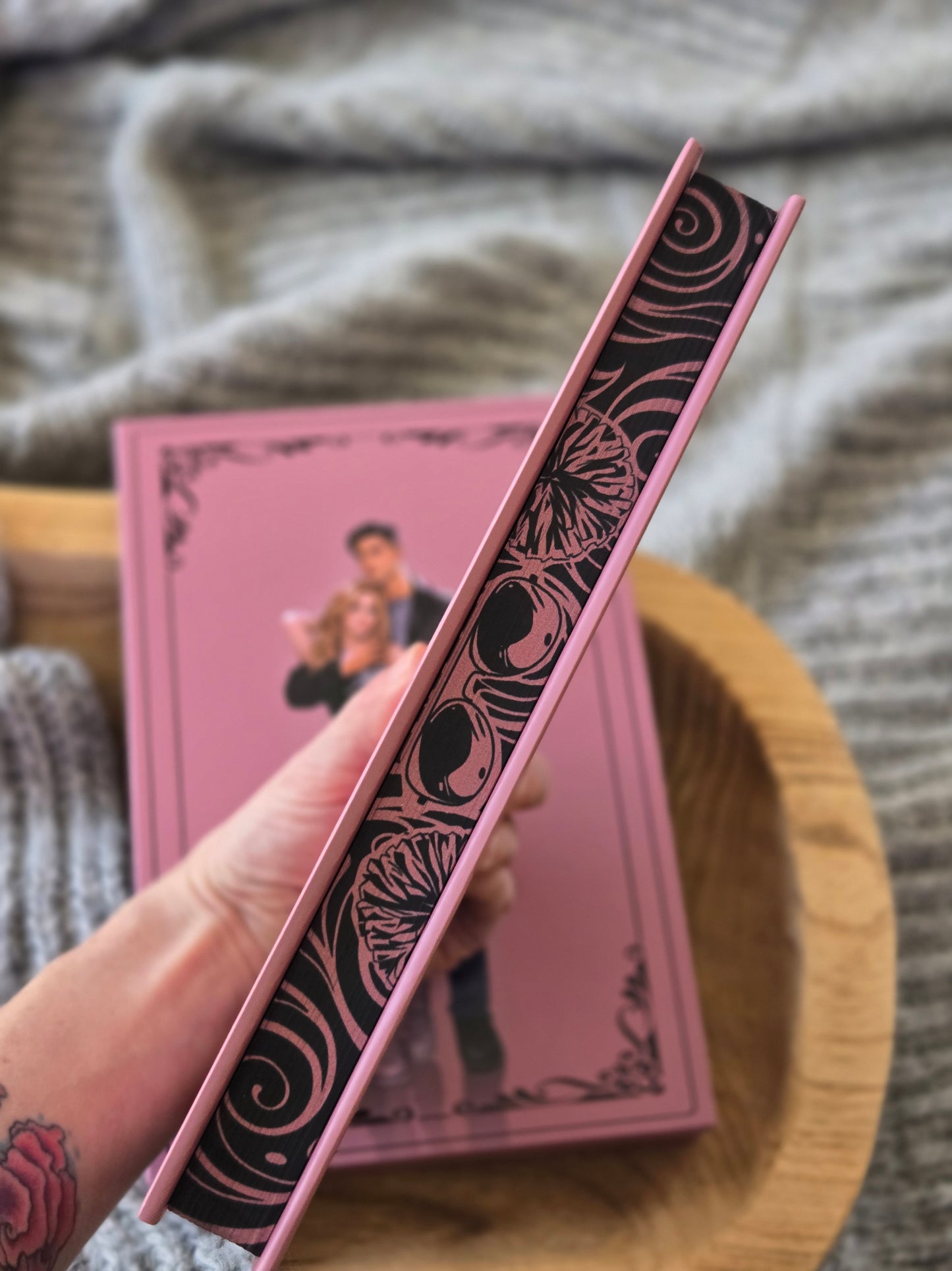 LEFTOVER Year of RINA KENT Author Spotlight Box - LIES & TRUTHS DUET